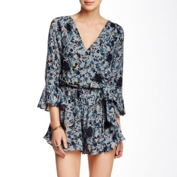 NWT Free People "All The Right Ruffles" Romper Size XS - Picture 1 of 11